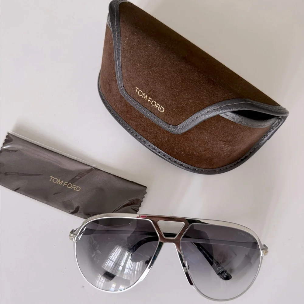 Tom Ford sunglasses - Picture 1 of 5